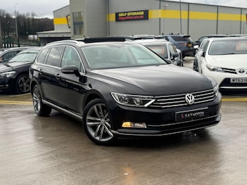 Used Volkswagen Passat 2016 for sale - 76975748: Photo