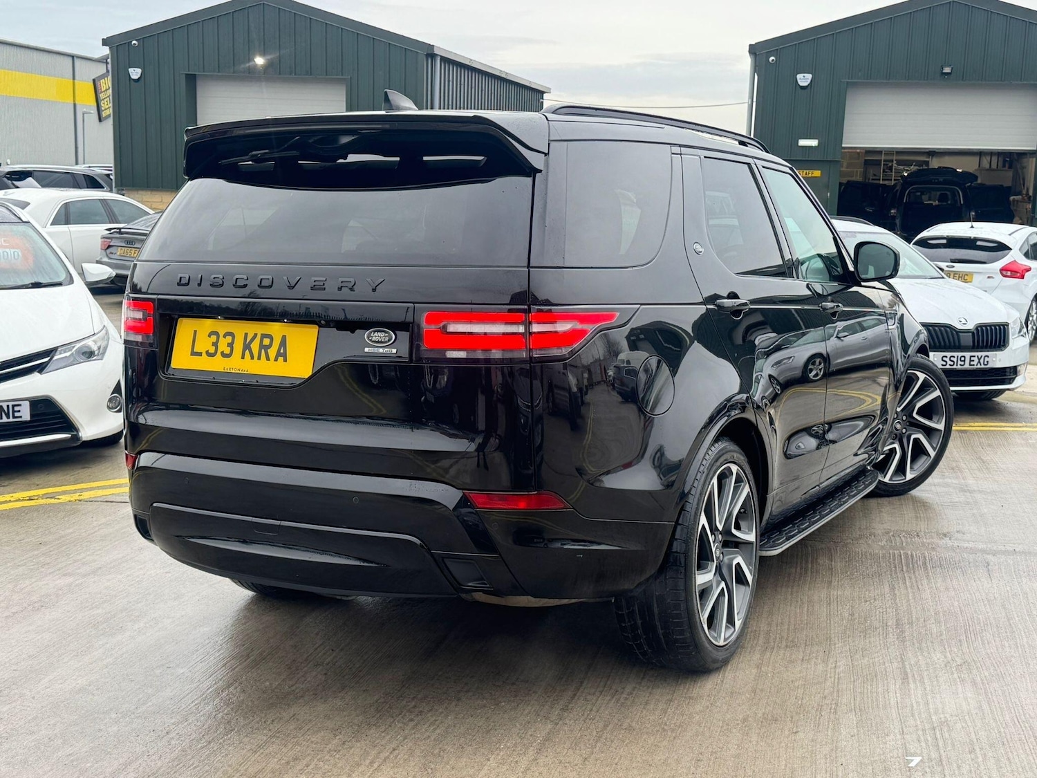 Used Land Rover Discovery 2018 for sale - 77029089: Photo 12