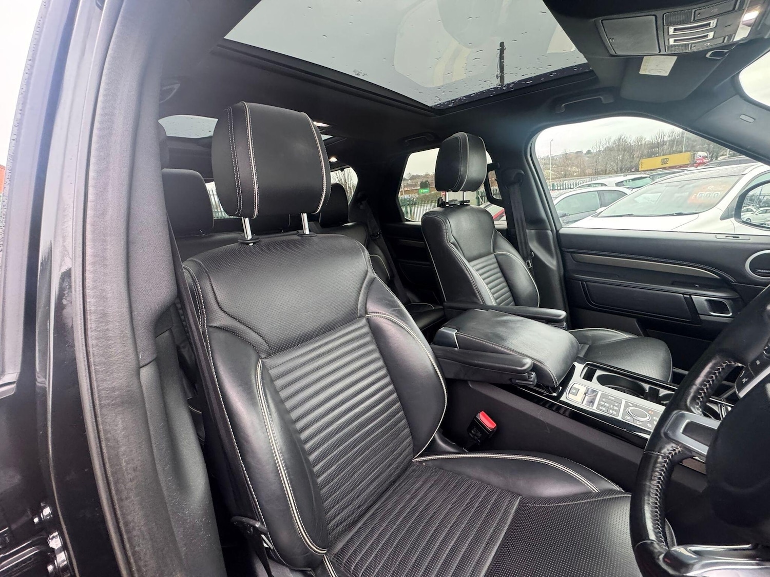 Used Land Rover Discovery 2018 for sale - 77029089: Photo 17