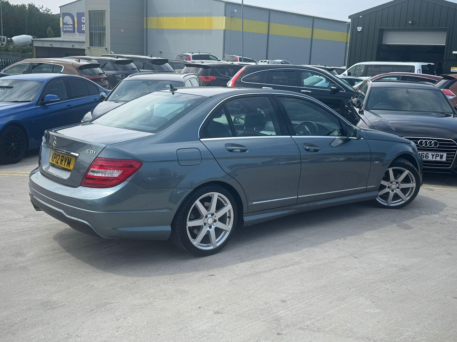 Used Mercedes-Benz C Class 2012 for sale - 75448959: Photo 11