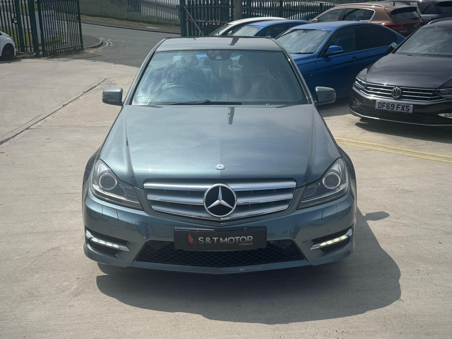 Used Mercedes-Benz C Class 2012 for sale - 75448959: Photo 2