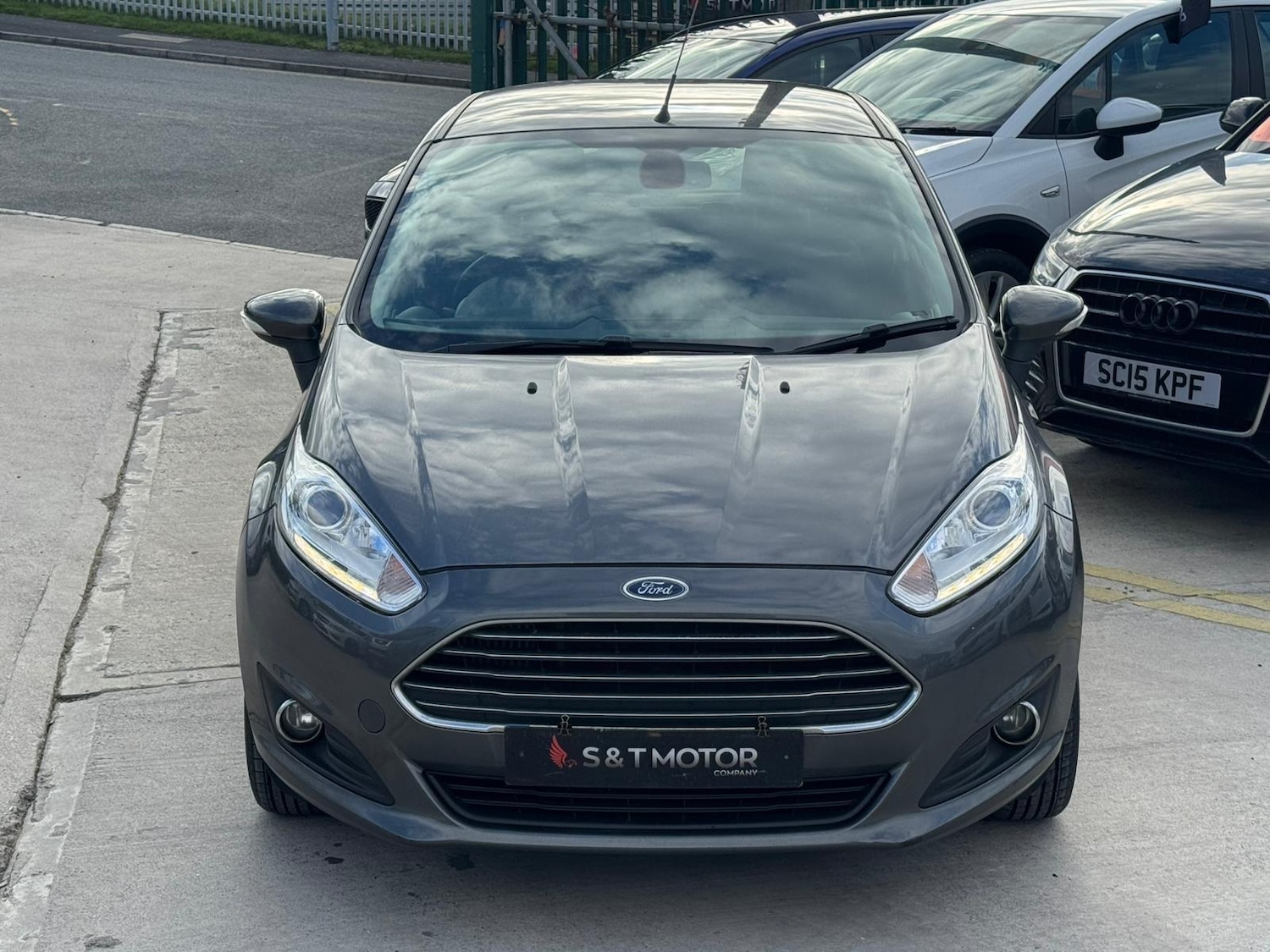 Used Ford Fiesta 2016 for sale - 77909094: Photo 2