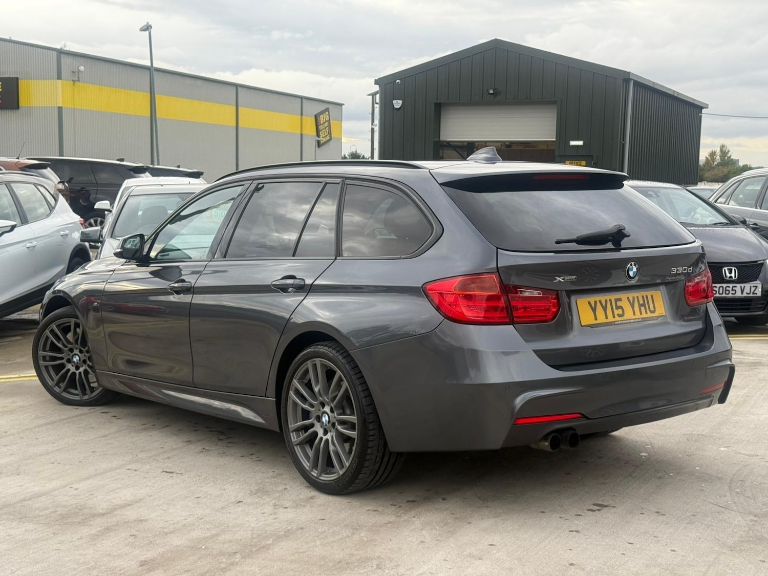 Used BMW 3 Series 2015 for sale - 76137468: Photo 4