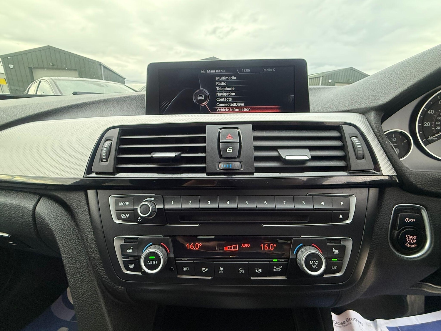 Used BMW 3 Series 2015 for sale - 76137468: Photo 42