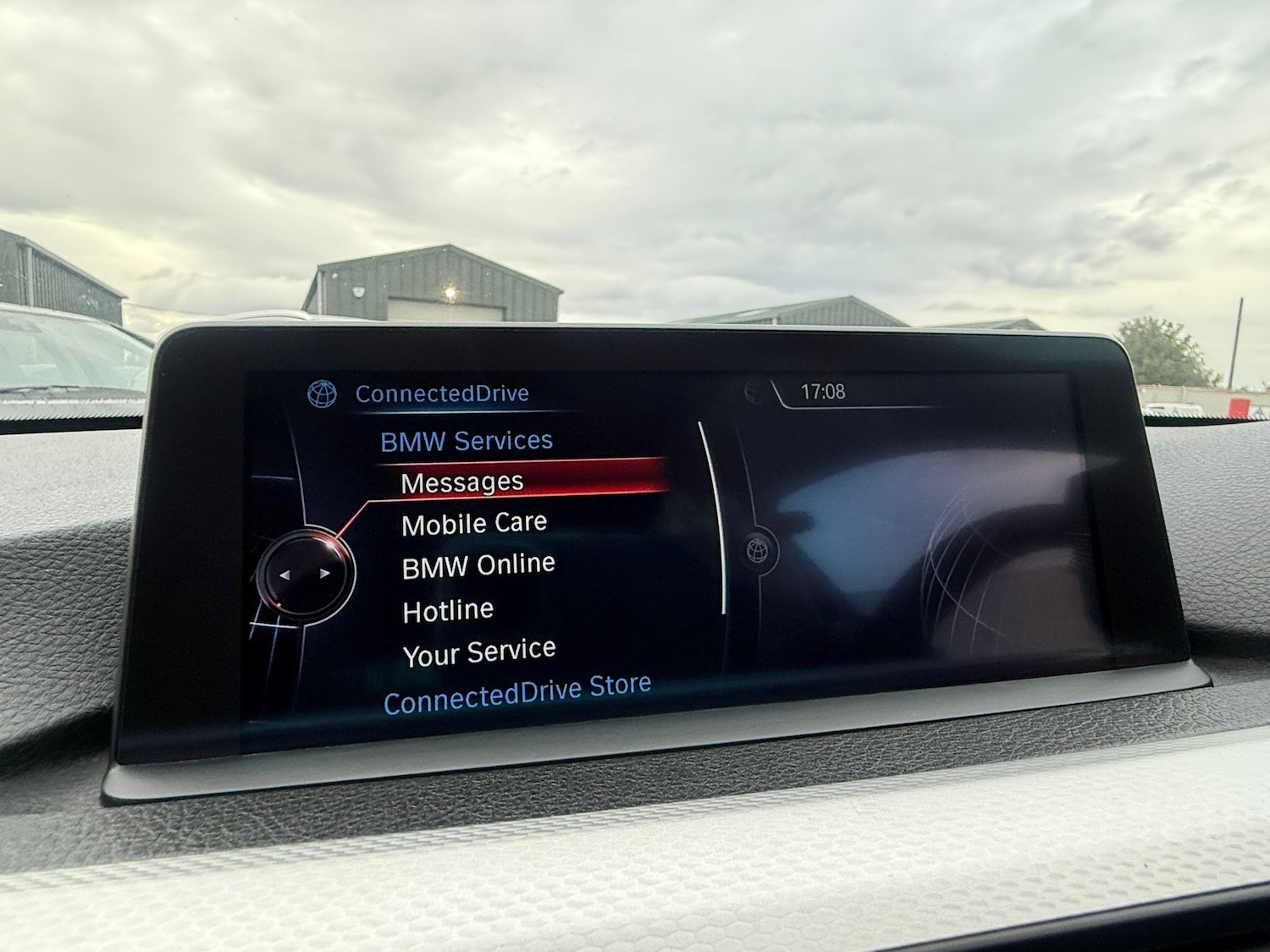 Used BMW 3 Series 2015 for sale - 76137468: Photo 43