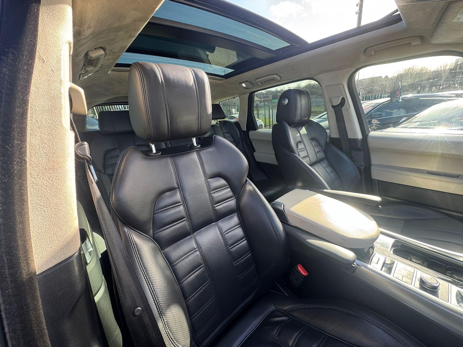 Used Land Rover Range Rover Sport 2015 for sale - 77892246: Photo 17