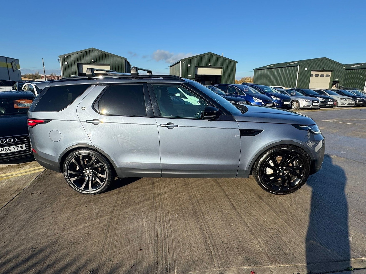 Used Land Rover Discovery 2018 for sale - 76991960: Photo 10