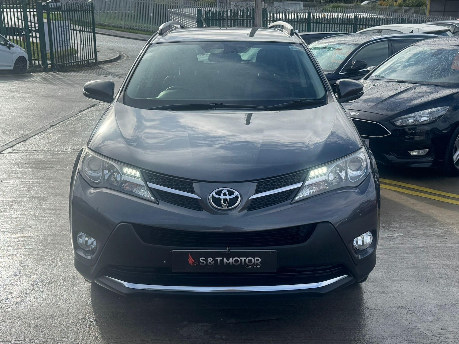 Used Toyota RAV4 2013 for sale - 76337002: Photo 2