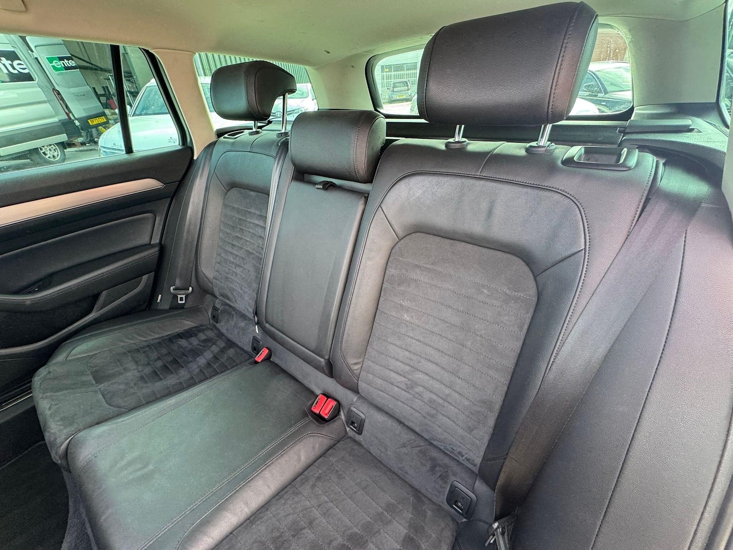 Used Volkswagen Passat for sale - 76990760: Photo 21