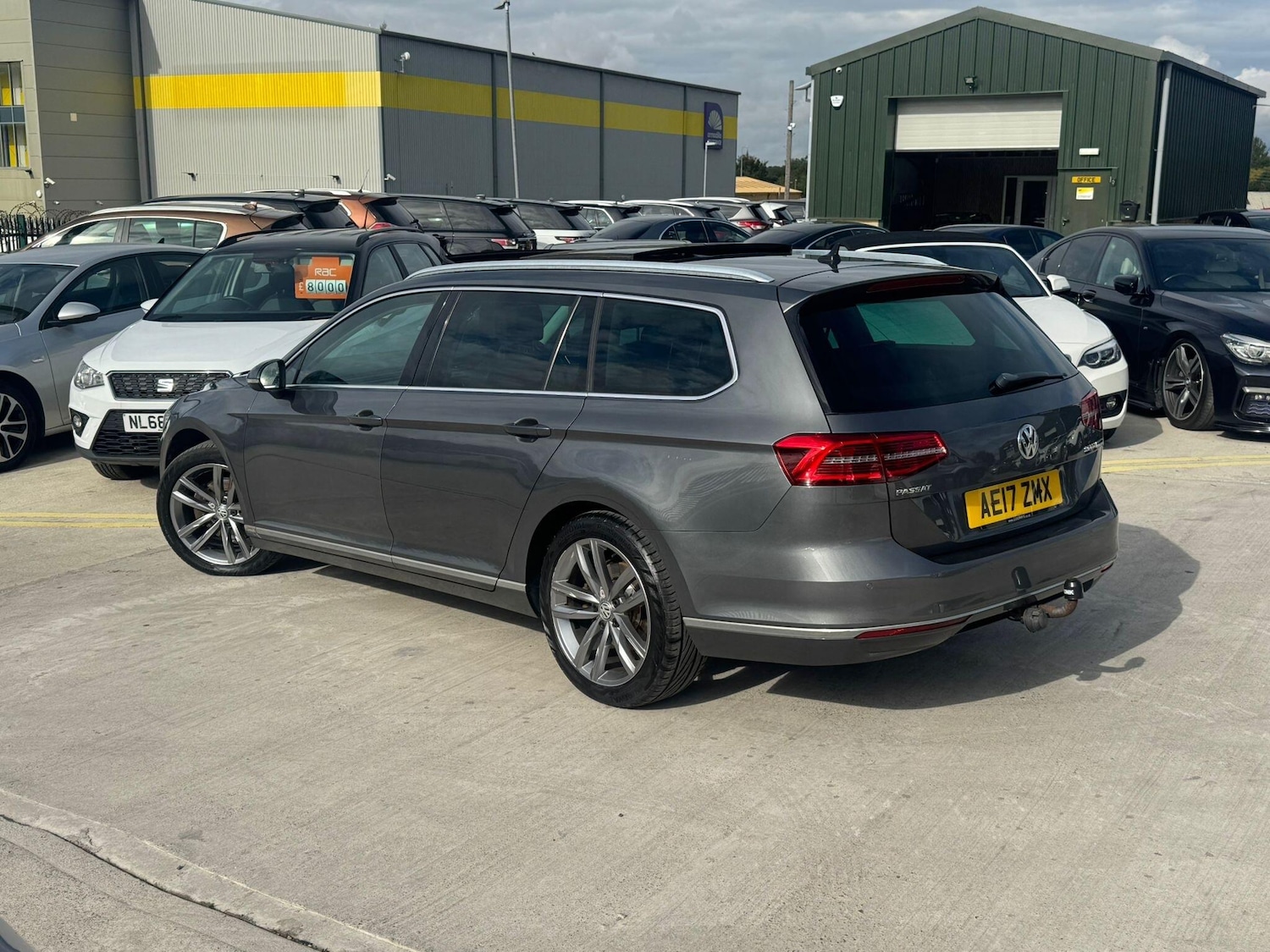 Used Volkswagen Passat for sale - 76990760: Photo 4