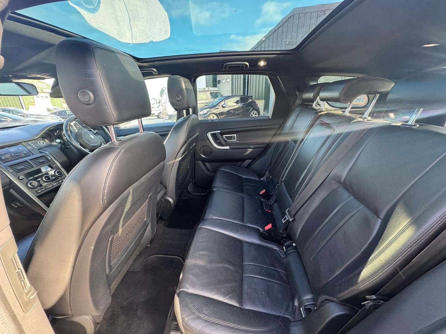 Used Land Rover Discovery Sport 2018 for sale - 76388089: Photo 25