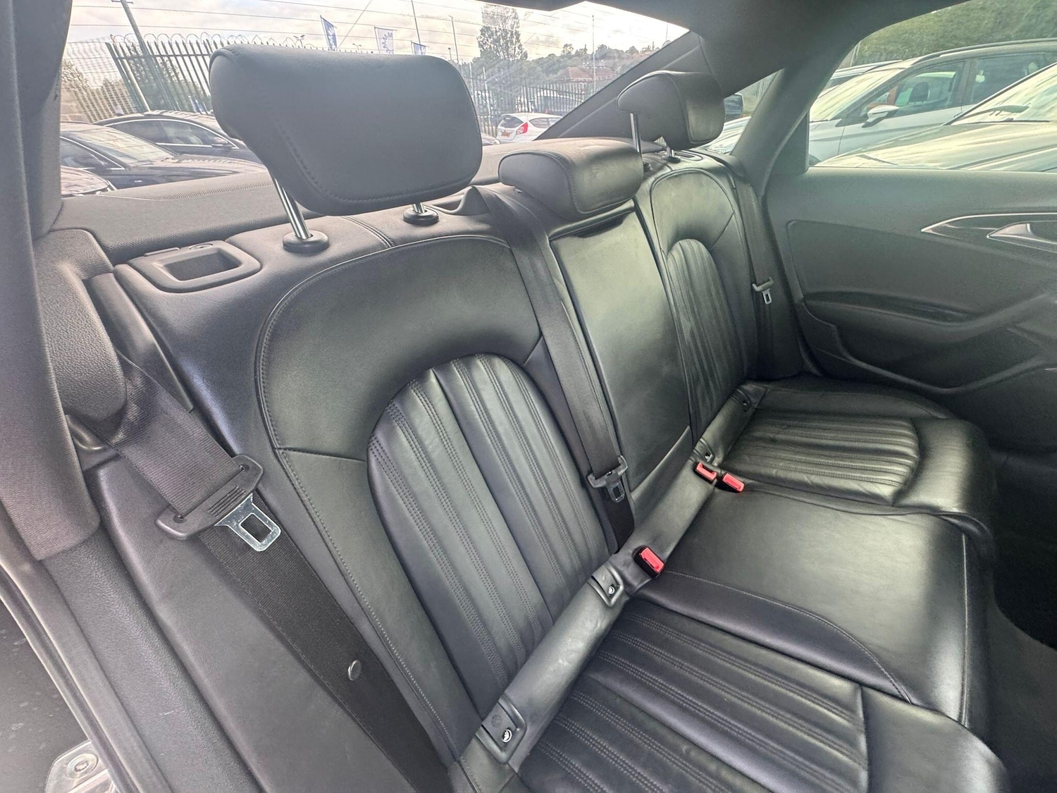 Used Audi A6 Saloon for sale - 76227548: Photo 24