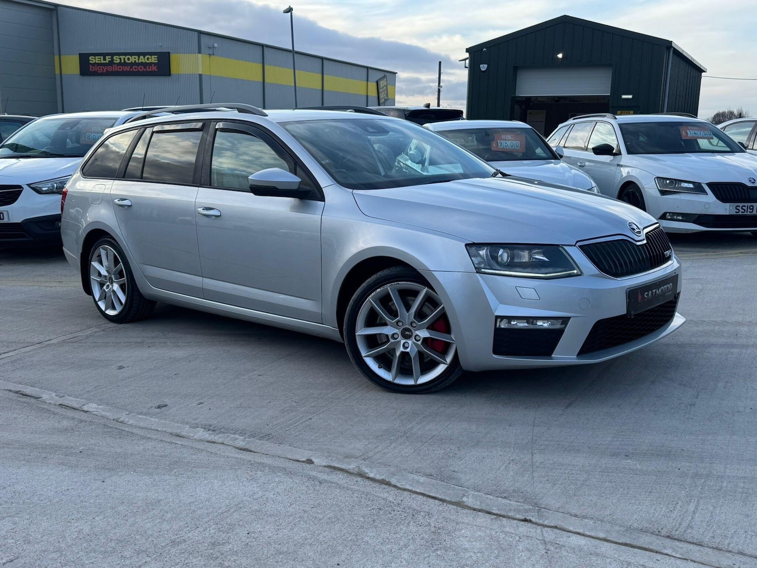 Used Skoda Octavia 2014 for sale - 77585661: Photo 2