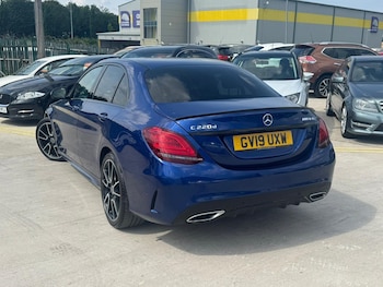 Used Mercedes-Benz C-Class 2019 for sale - 75280080: Photo