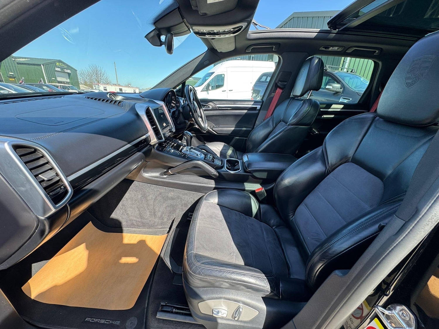 Used Porsche Cayenne 2016 for sale - 78157253: Photo 26