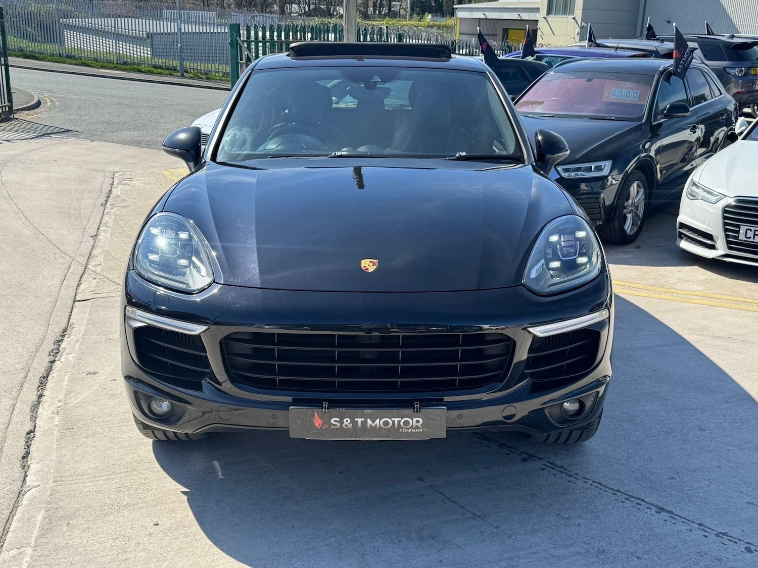 Used Porsche Cayenne 2016 for sale - 78157253: Photo 3