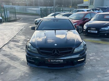 Used Mercedes-Benz C Class 2014 for sale - 77646600: Photo