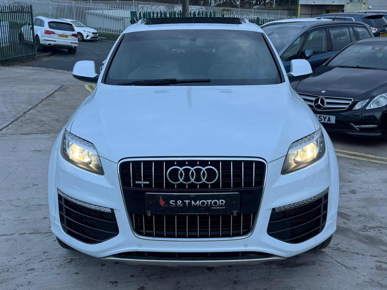 Used Audi Q7 2015 for sale - 77456171: Photo 2