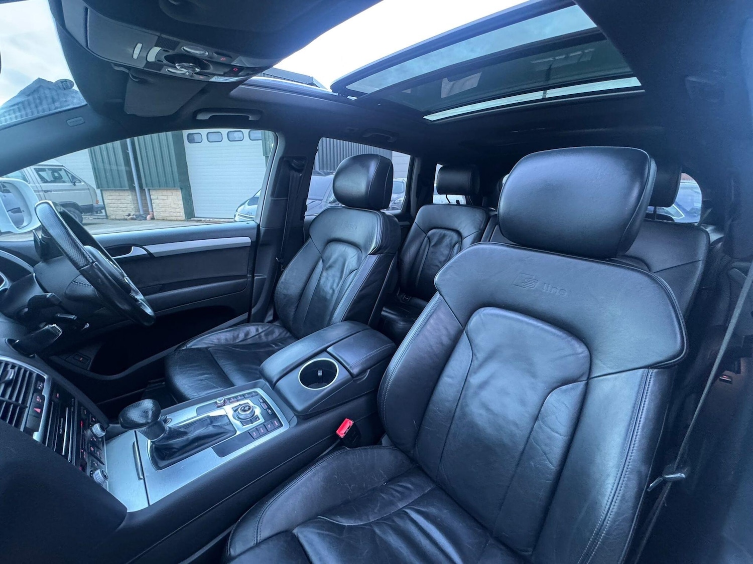 Used Audi Q7 2015 for sale - 77456171: Photo 25