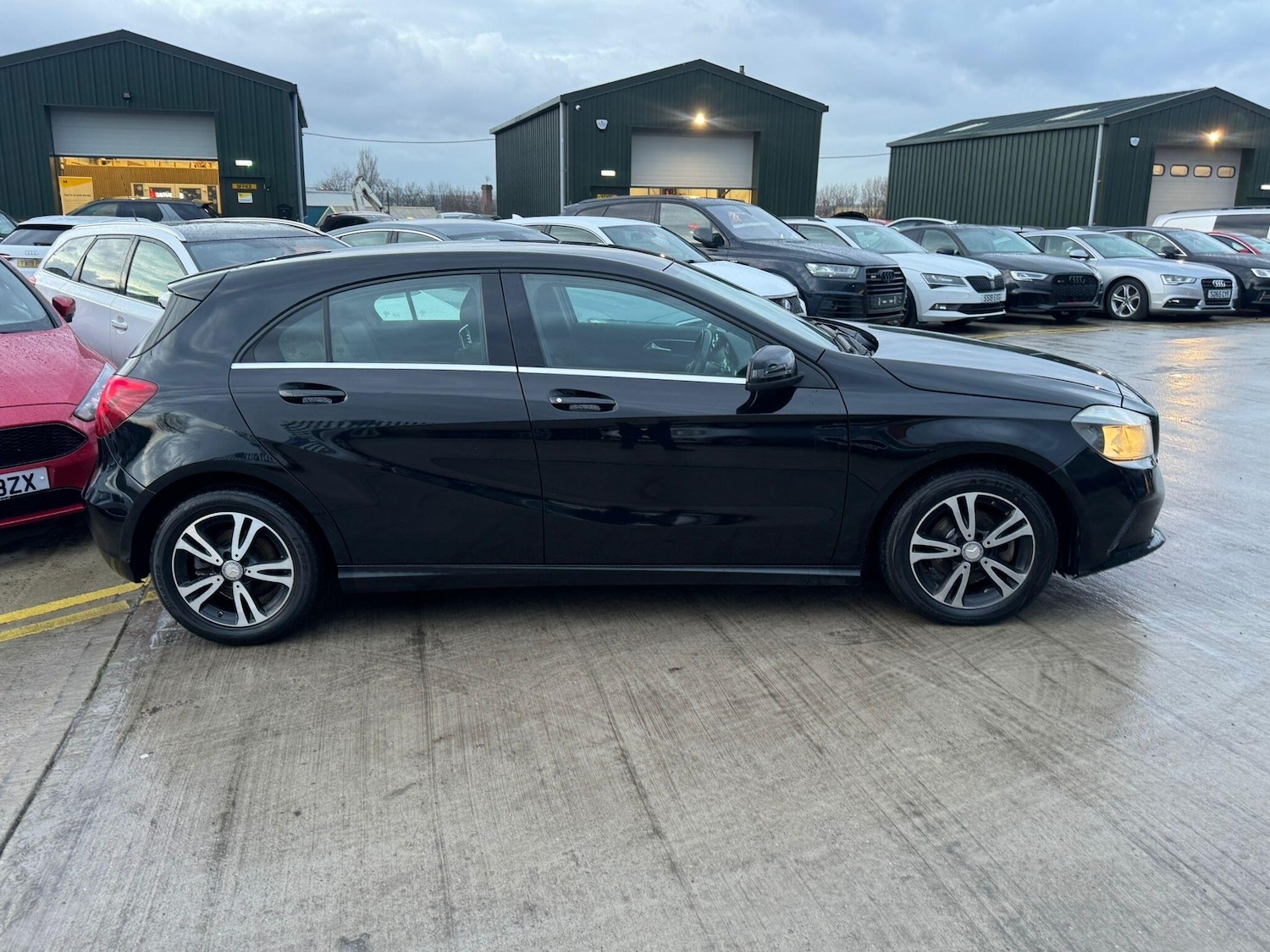 Used Mercedes-Benz A-Class 2015 for sale - 77156079: Photo 9