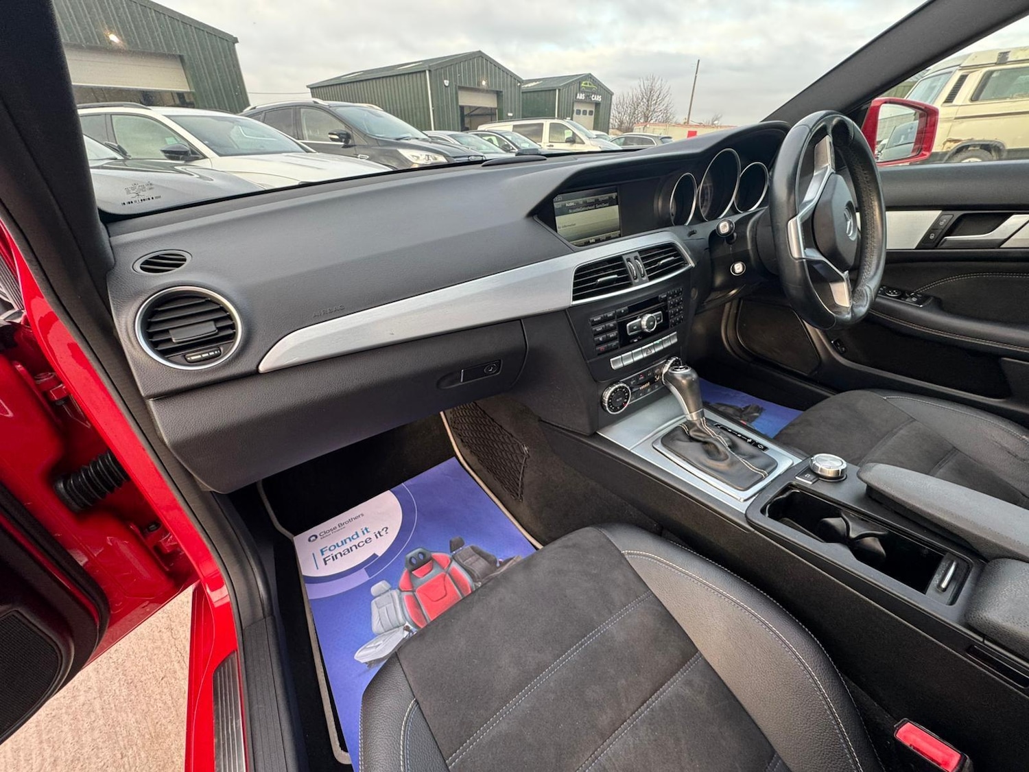 Used Mercedes-Benz C Class 2014 for sale - 77103689: Photo 17