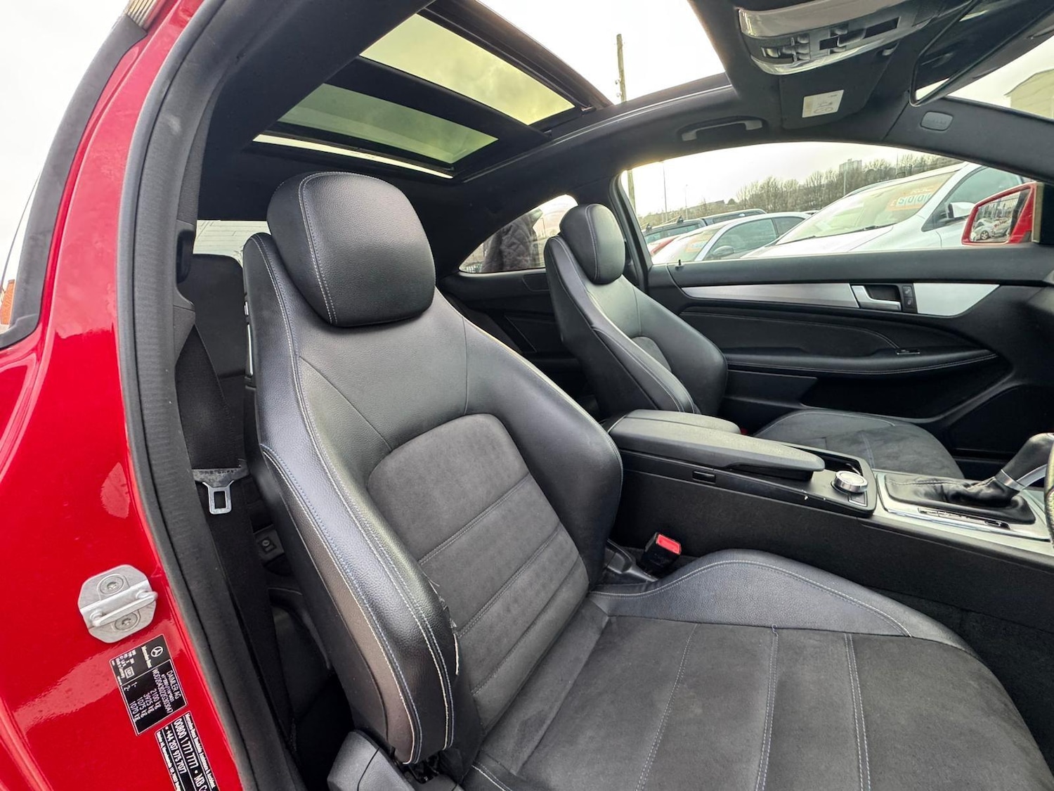 Used Mercedes-Benz C Class 2014 for sale - 77103689: Photo 25