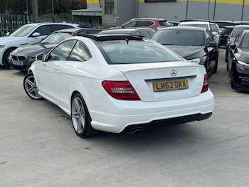 Used Mercedes-Benz C Class 2012 for sale - 76424144: Photo