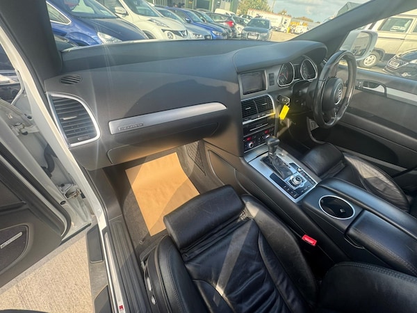 Used Audi Q7 2014 for sale - 76259613: Photo 16