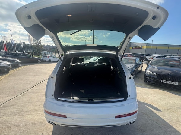 Used Audi Q7 2014 for sale - 76259613: Photo 28