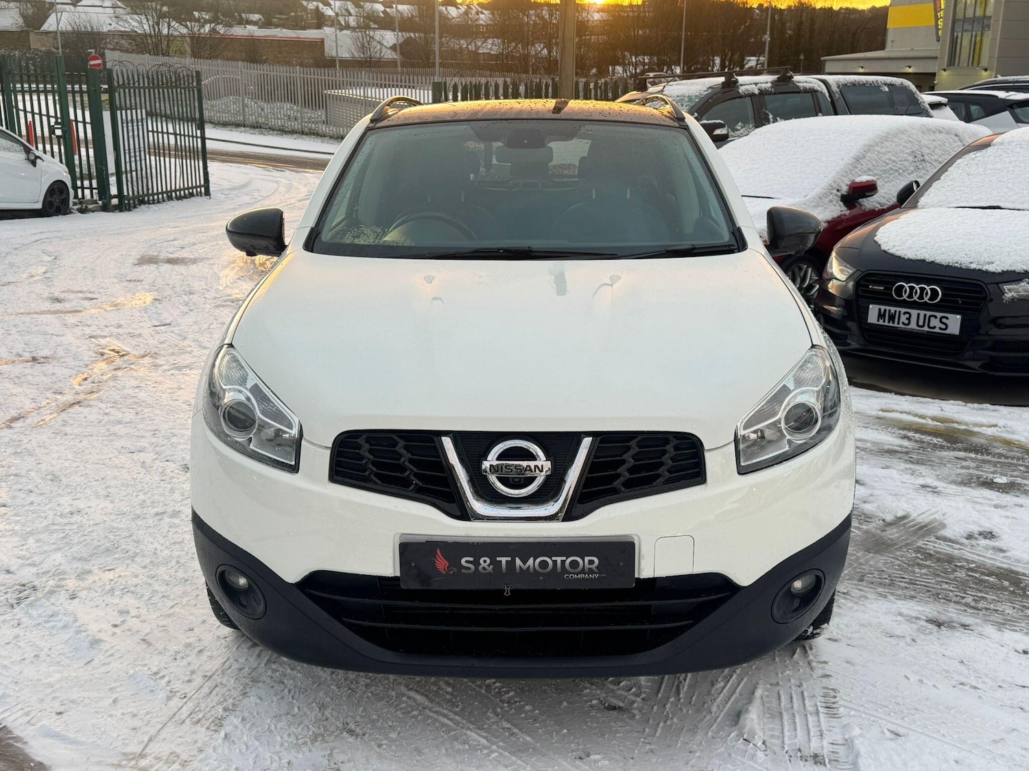 Used Nissan Qashqai 2013 for sale - 77131105: Photo 2