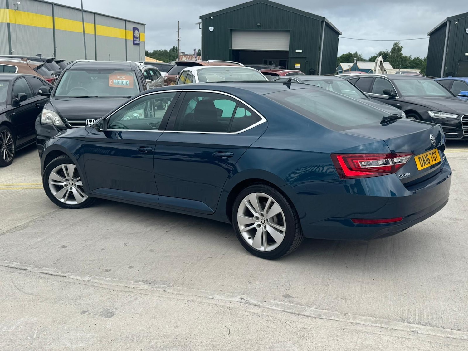 Used Skoda Superb 2016 for sale - 76002472: Photo 7