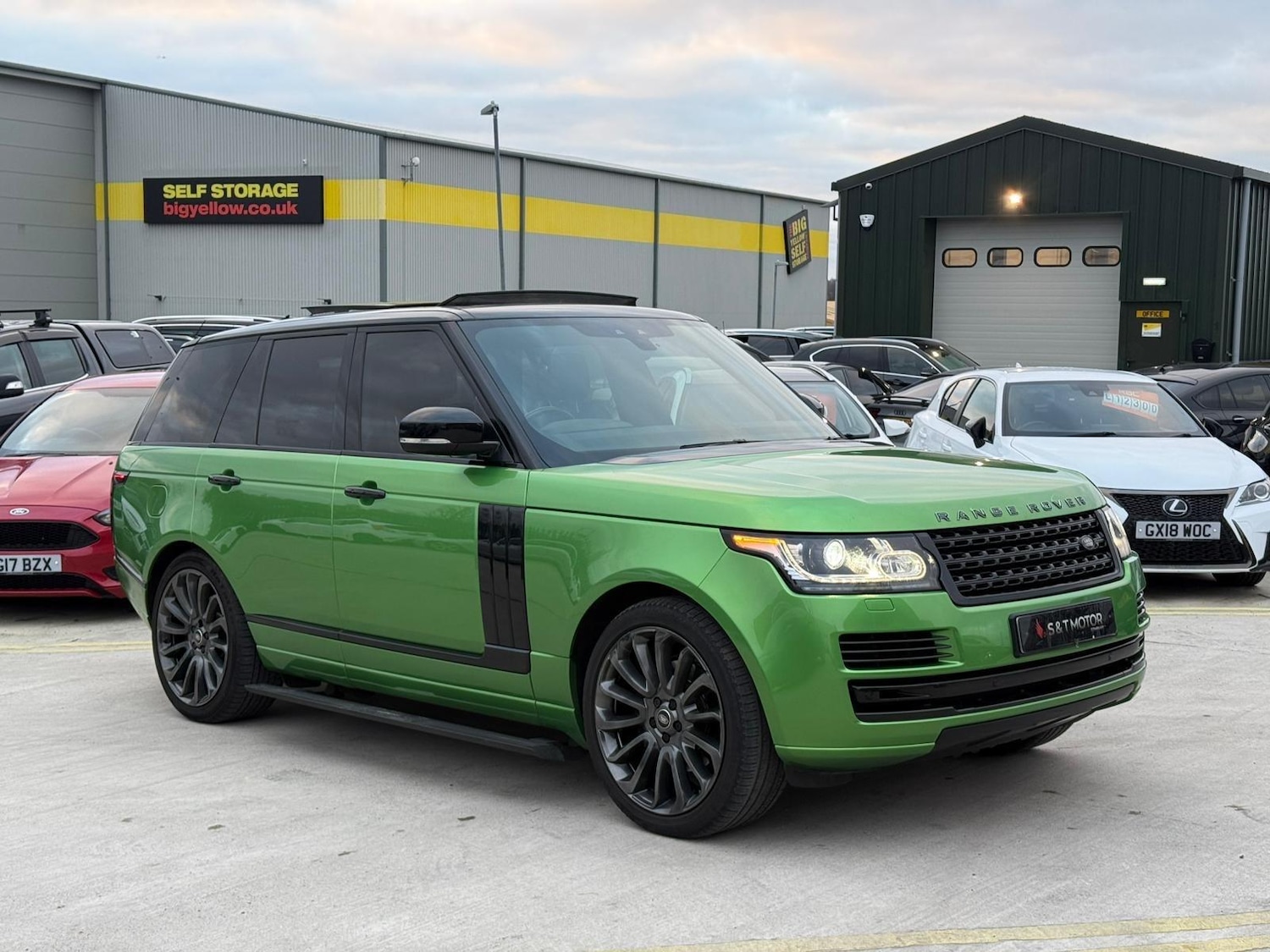 Used Land Rover Range Rover 2017 for sale - 77060280: Photo 1