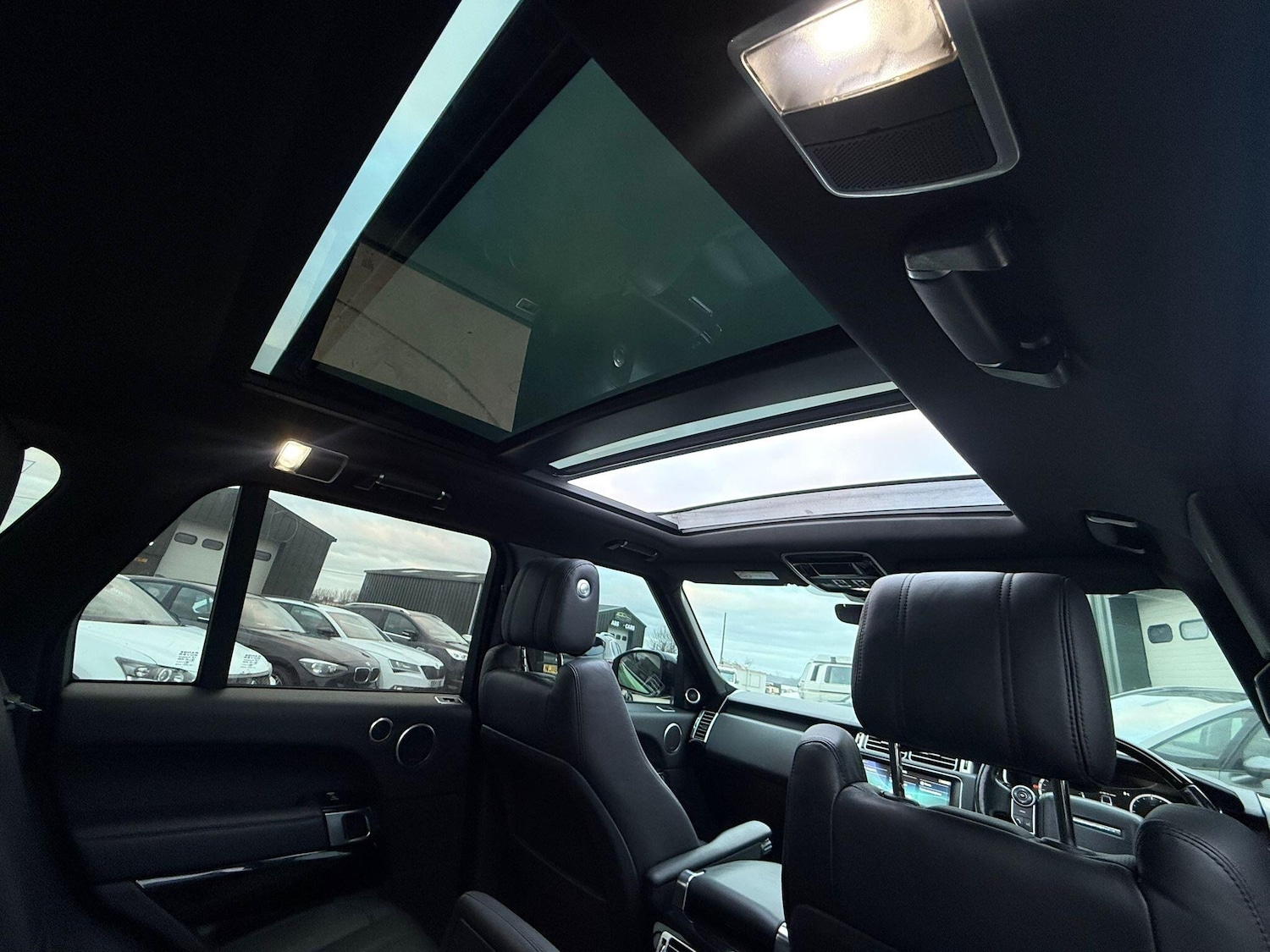 Used Land Rover Range Rover 2017 for sale - 77060280: Photo 36