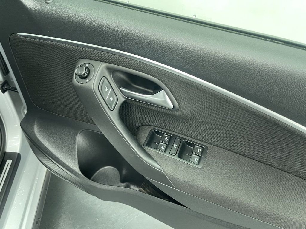 Used Volkswagen Polo 2017 for sale - 77249941: Photo 18