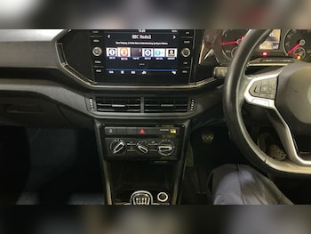 Used Volkswagen T-Cross 2019 for sale - 75596368: Photo