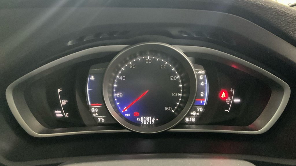 Used Volvo V40 2018 for sale - 77072696: Photo 7