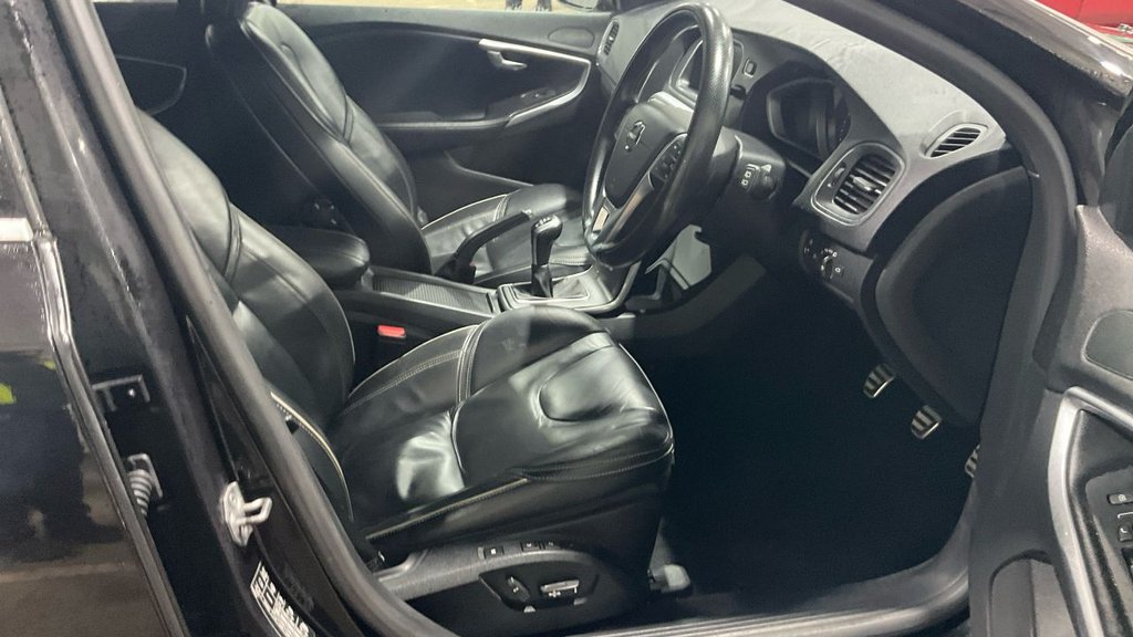 Used Volvo V40 2018 for sale - 77072696: Photo 8