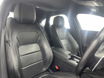 Used Jaguar XF 2018 for sale - 77703591: Photo