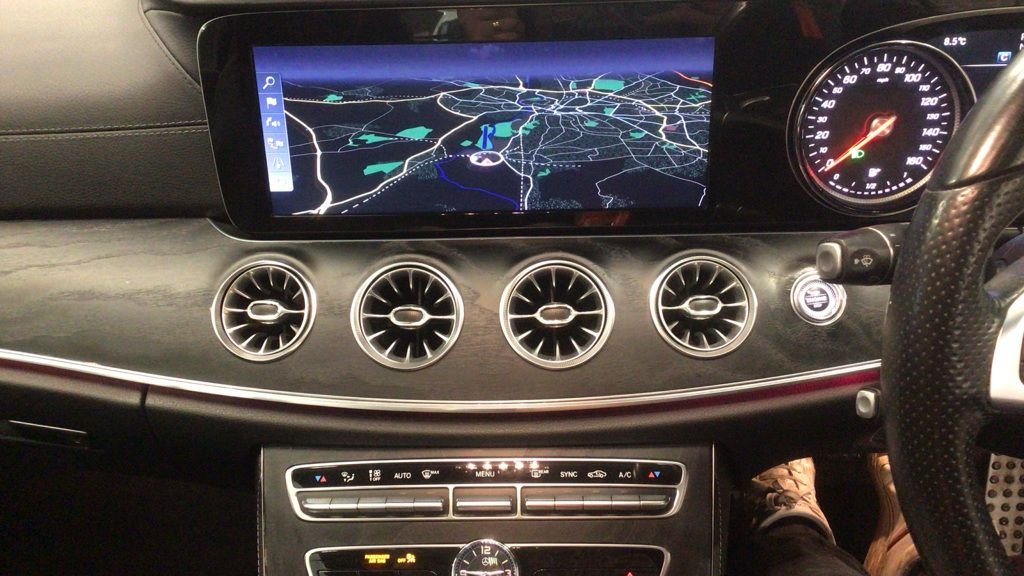 Used Mercedes-Benz E Class 2018 for sale - 77749017: Photo 3