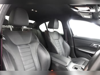 Used BMW 3 Series 2019 for sale - 79584582: Photo