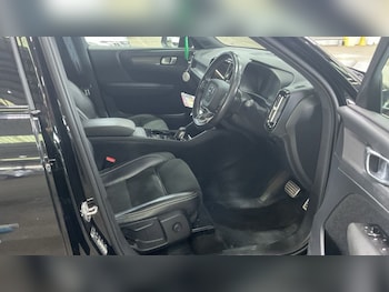 Used Volvo XC40 2019 for sale - 79584438: Photo