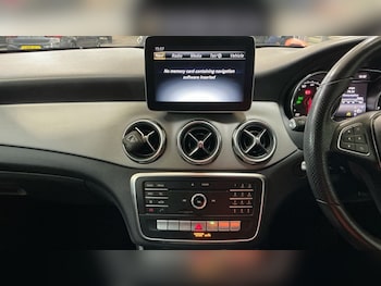 Used Mercedes-Benz GLA 2019 for sale - 78102794: Photo