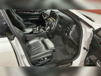 Used BMW 6 Series Gran Turismo 2019 for sale - 77205391: Photo