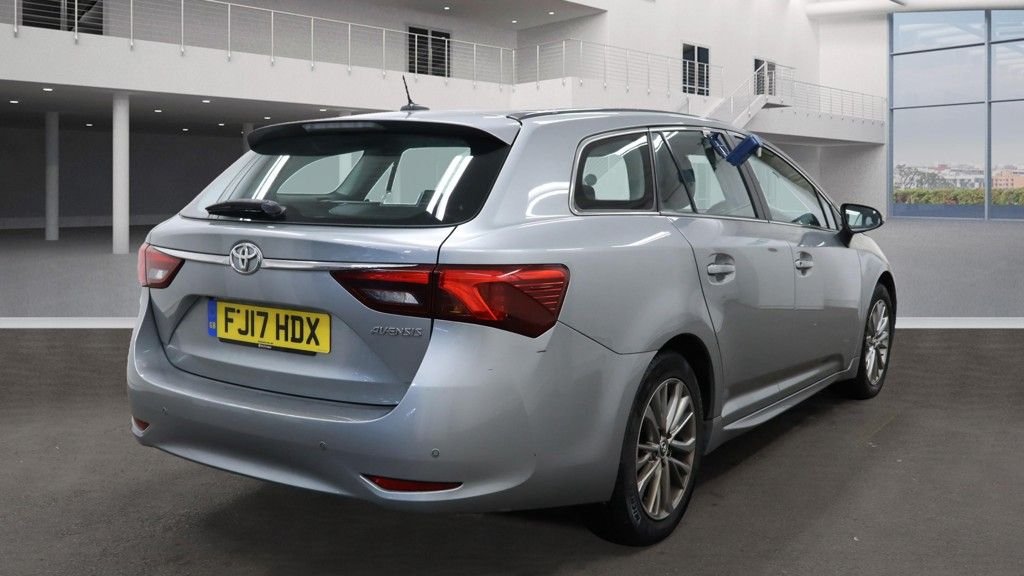 Used Toyota Avensis 2017 for sale - 76731262: Photo 16