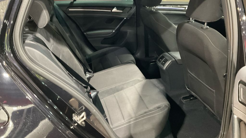 Used Volkswagen Golf 2020 for sale - 76132779: Photo 9