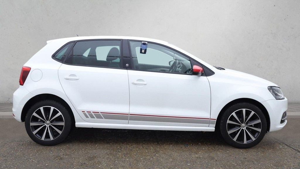 Used Volkswagen Polo 2017 for sale - 76356462: Photo 8
