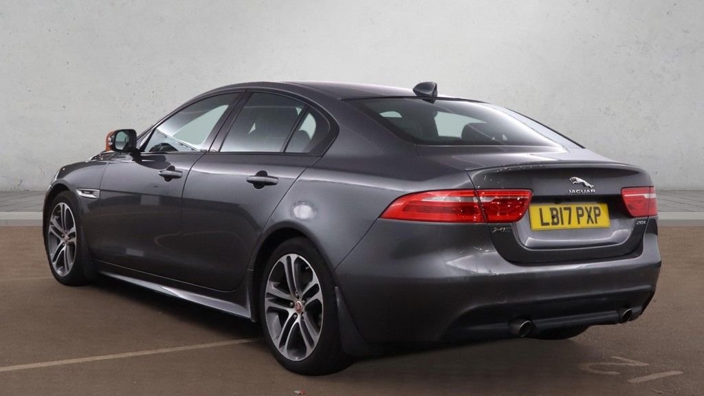 Used Jaguar XE 2017 for sale - 76586668: Photo 6