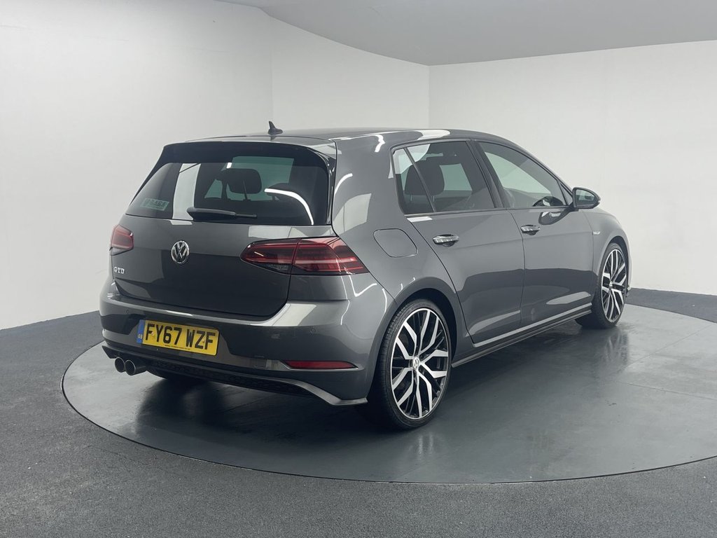 Used Volkswagen Golf 2017 for sale - 76291790: Photo 11