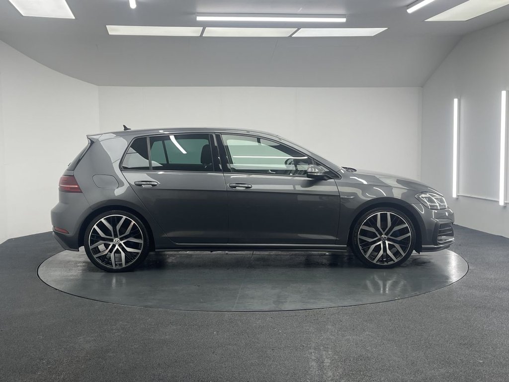 Used Volkswagen Golf 2017 for sale - 76291790: Photo 13