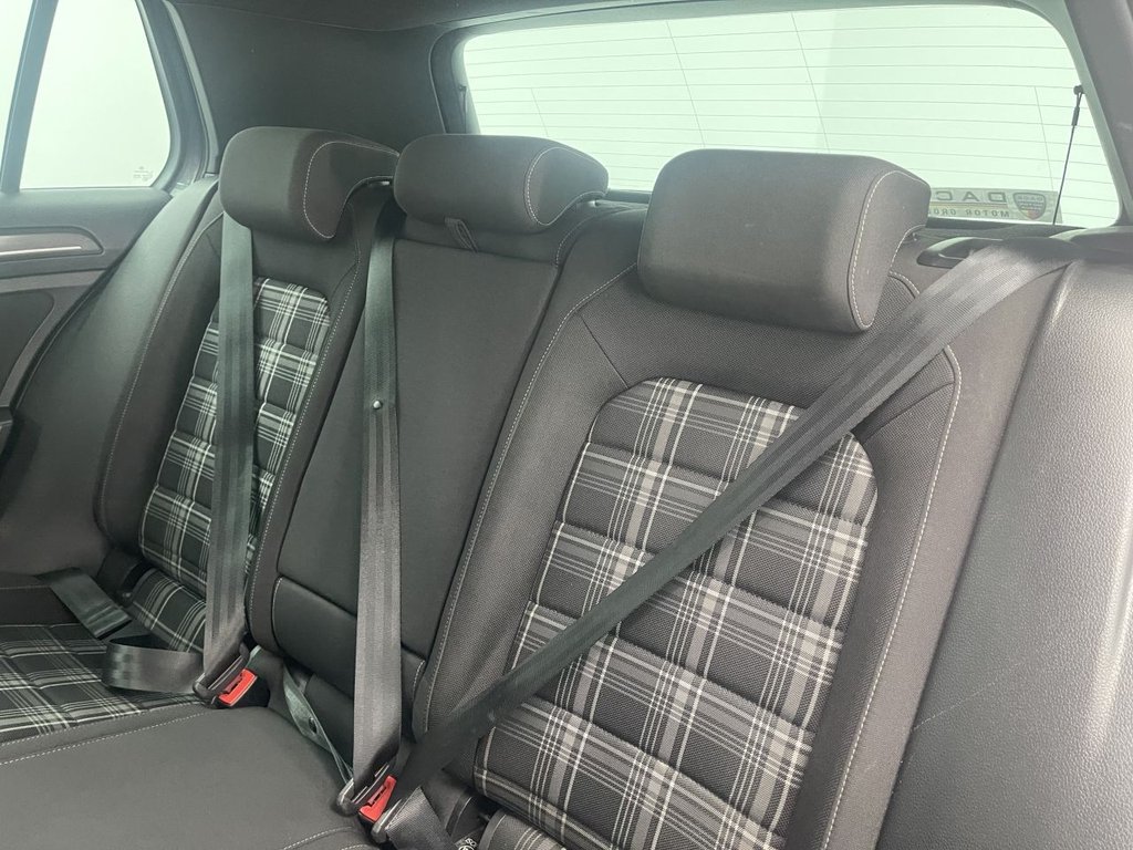 Used Volkswagen Golf 2017 for sale - 76291790: Photo 15